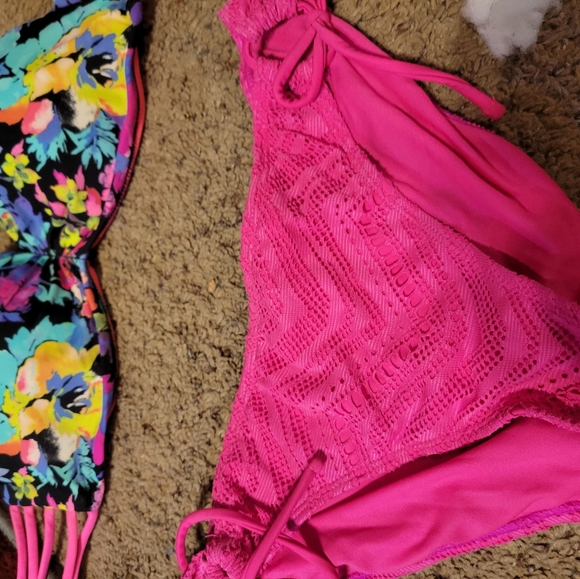 Bathing suit - Picture 3 of 5